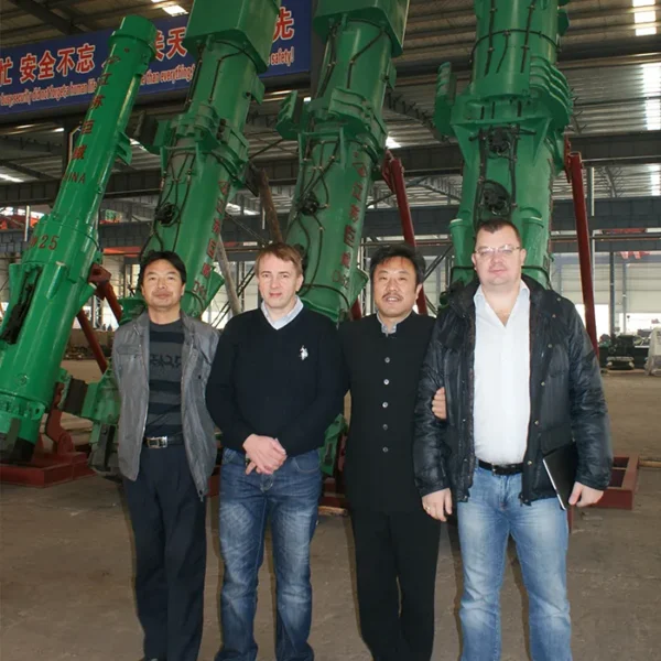 Les clients visitent l'usine Juwei Machinery